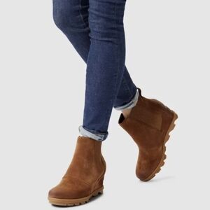 Sorel Joan of Arctic III Chelsea Wedge Suede Bootie Size 10